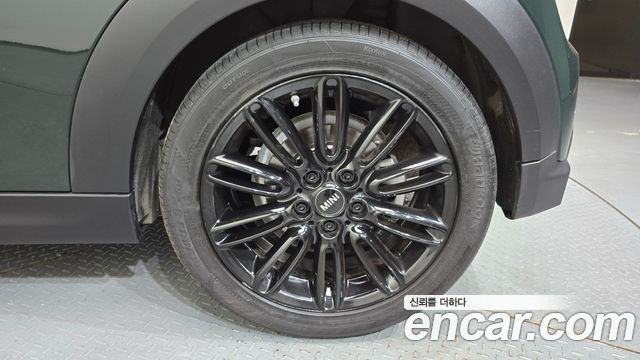 MINI Cooper 3Door Resolute Edition 3rd Gen 2023 — фото 21