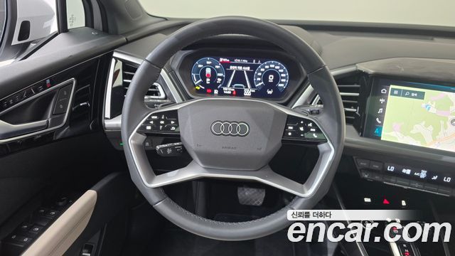 Audi Q4 e-tron (F4) 45 2025 — фото 12