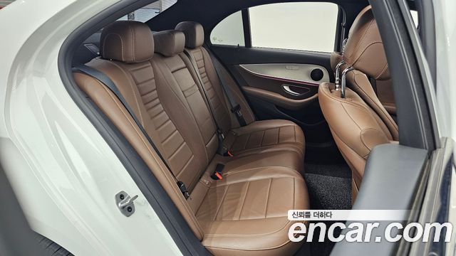 Mercedes-Benz E-Class (W213) E250 Avantgarde 2020 — фото 26