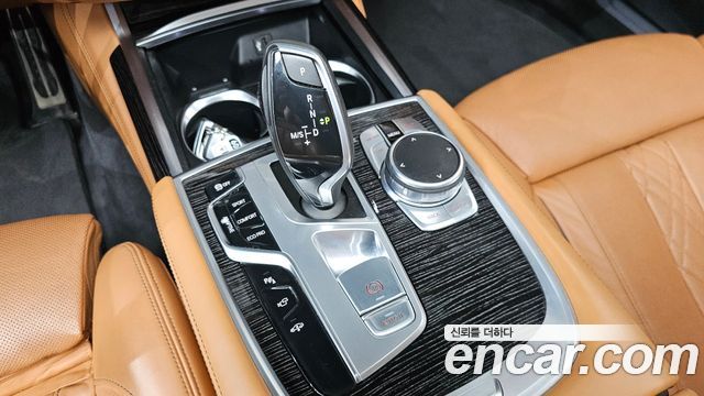 BMW 7 Series (G11) 740Ld xDrive M Sport 2018 — фото 9
