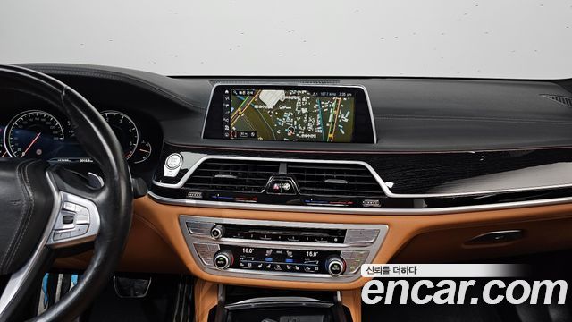 BMW 7 Series (G11) 740Ld xDrive M Sport 2018 — фото 14