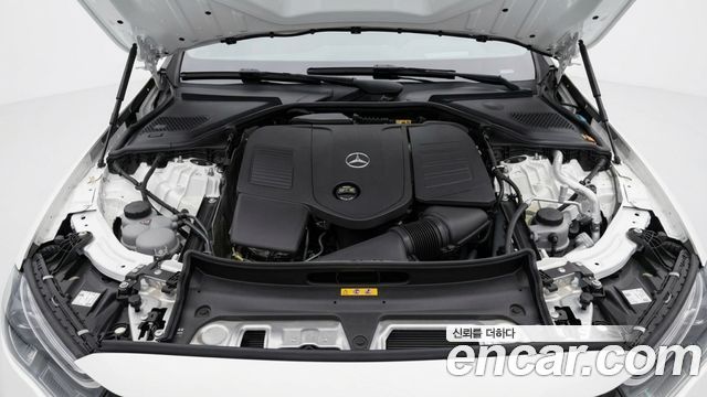 Mercedes-Benz E-Class (W214) E300 4MATIC AMG Line 2025 — фото 6