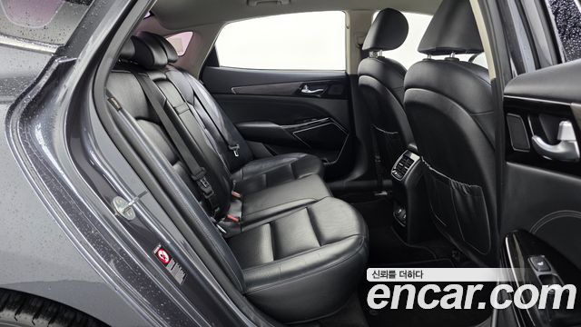 Kia K7 Premier 2.5 GDI Prestige 2020 — фото 11