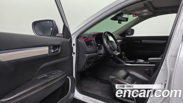 Renault Korea QM6 2.0 LPe Premiere 2WD 2021 — фото 10