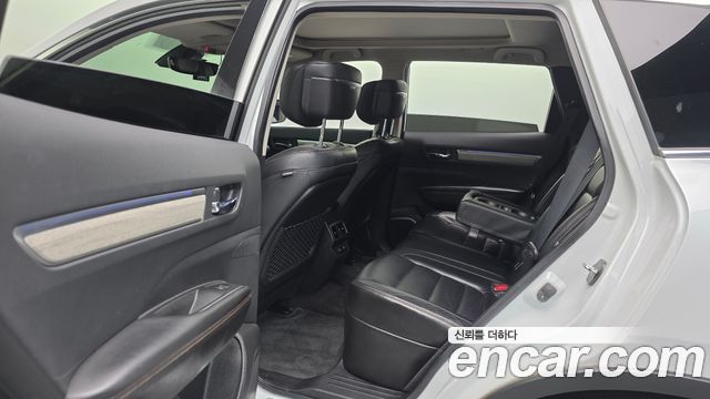 Renault Korea QM6 2.0 LPe Premiere 2WD 2021 — фото 16