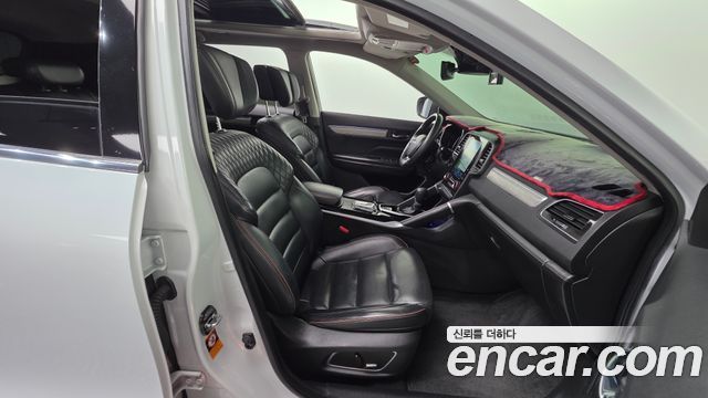 Renault Korea QM6 2.0 LPe Premiere 2WD 2021 — фото 26
