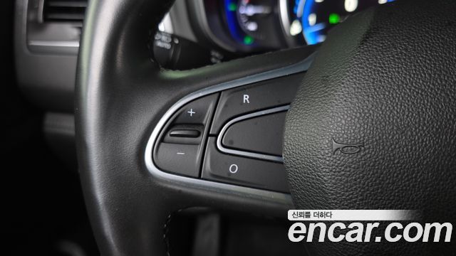 Renault Korea QM6 2.0 LPe Premiere 2WD 2021 — фото 30