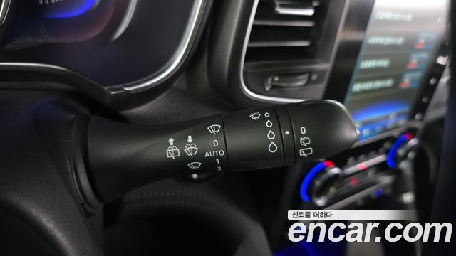 Renault Korea QM6 2.0 LPe Premiere 2WD 2021 — фото 33