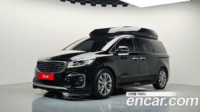 Kia Carnival 9-Seater Hi-Limousine Noblesse Special 2019 — фото 1