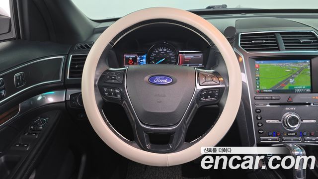 Ford Explorer 3.5 Limited 4WD 5th 2016 — фото 15