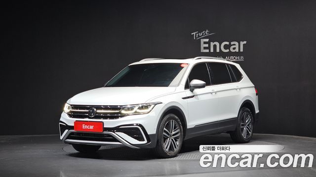 Volkswagen Tiguan Allspace 2.0 TSI Prestige 2024 — фото 1