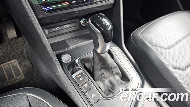 Volkswagen Tiguan Allspace 2.0 TSI Prestige 2024 — фото 9