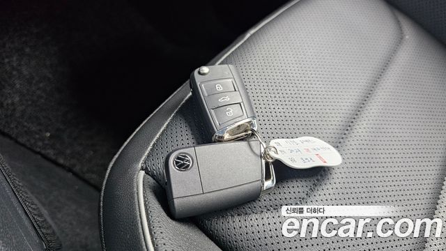 Volkswagen Tiguan Allspace 2.0 TSI Prestige 2024 — фото 14