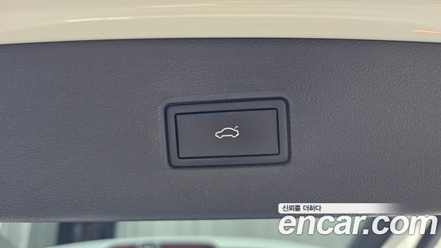 Volkswagen Tiguan Allspace 2.0 TSI Prestige 2024 — фото 16