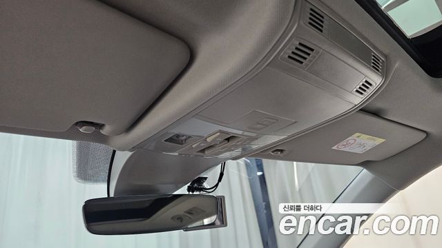 Volkswagen Tiguan Allspace 2.0 TSI Prestige 2024 — фото 19