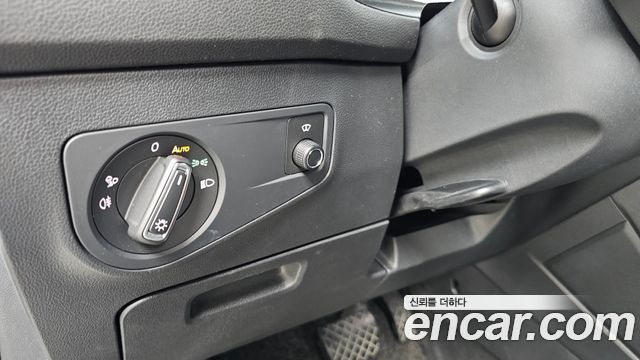 Volkswagen Tiguan Allspace 2.0 TSI Prestige 2024 — фото 20