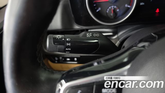 Kia Carnival (IV) Diesel 9-Seater Prestige 2021 — фото 18