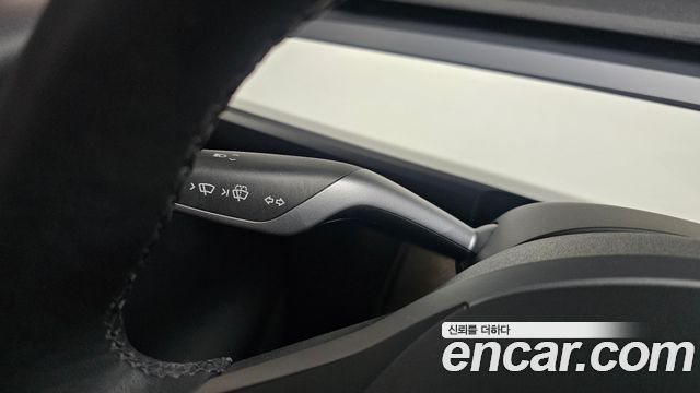 Tesla Model Y Long Range AWD 2022 — фото 34