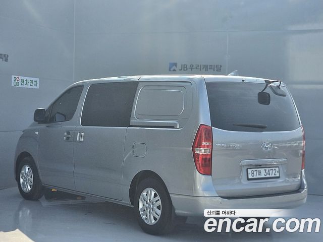 Hyundai Grand Starex Van 5-Seater Modern 2021 — фото 3
