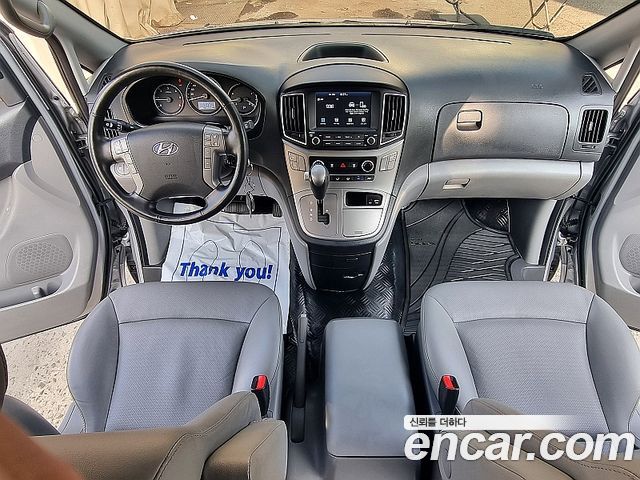 Hyundai Grand Starex Van 5-Seater Modern 2021 — фото 5