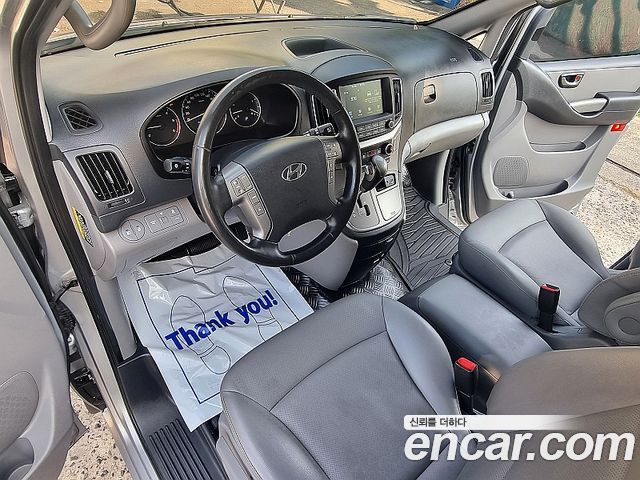 Hyundai Grand Starex Van 5-Seater Modern 2021 — фото 7