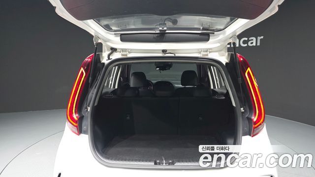 Kia Soul Booster 1.6 T-GDI Noblesse 2019 — фото 20