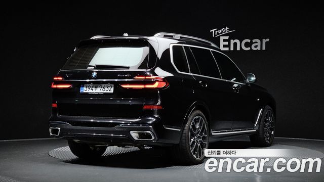 BMW X7 (G07) xDrive 40i M Sport 7STR 2025 — фото 2