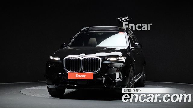 BMW X7 (G07) xDrive 40i M Sport 7STR 2025 — фото 3