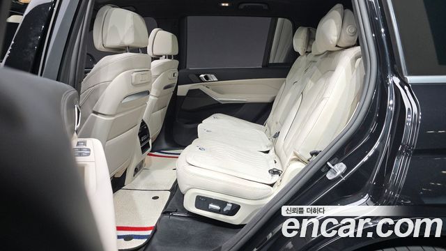 BMW X7 (G07) xDrive 40i M Sport 7STR 2025 — фото 12