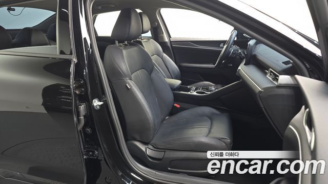 Kia K5 (III) 2.0 Prestige 2023 — фото 12