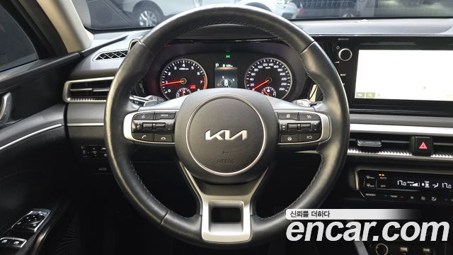 Kia K5 (III) 2.0 Prestige 2023 — фото 13