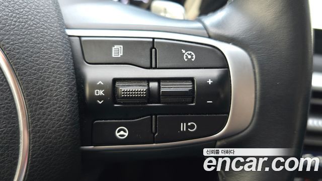 Kia K5 (III) 2.0 Prestige 2023 — фото 16