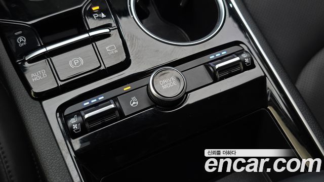 Kia K5 (III) 2.0 Prestige 2023 — фото 17