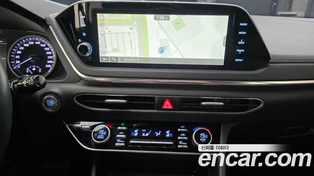 Hyundai Sonata (DN8) 2.0 Premium Plus 2023 — фото 34