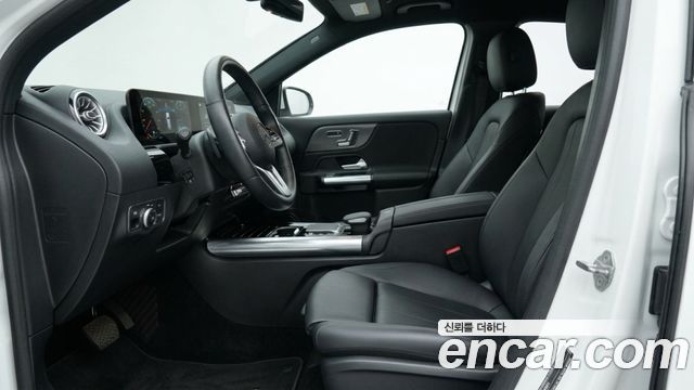 Mercedes-Benz GLA-Class (H247) GLA220 2021 — фото 10