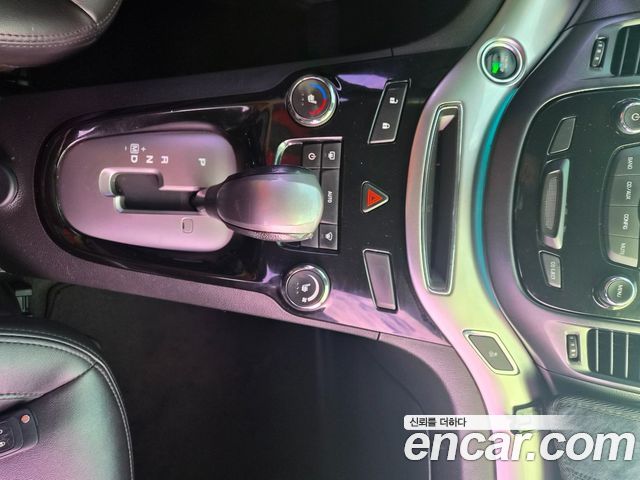 Chevrolet Orlando 2.0 Diesel LTZ Premium 2015 — фото 9