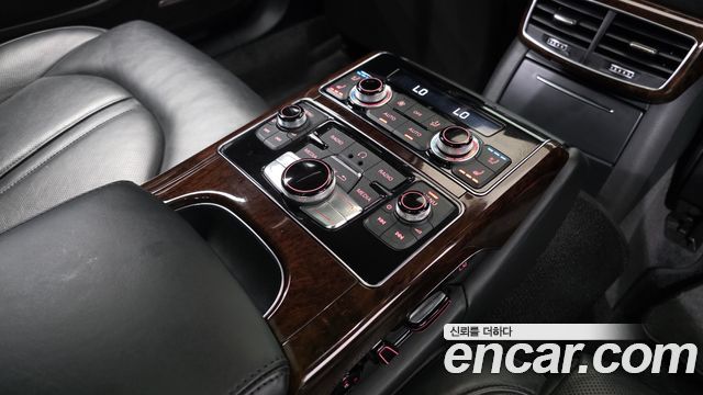 Audi A8 50 TDI Quattro LWB D4 2015 — фото 19