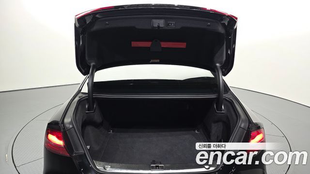 Audi A8 50 TDI Quattro LWB D4 2015 — фото 20