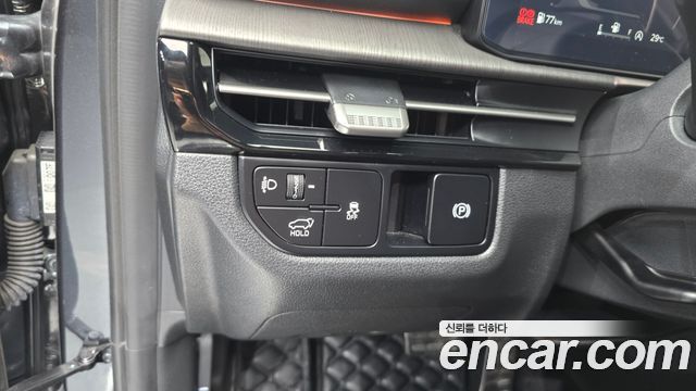 Kia Sportage (V) Gasoline 1.6 Turbo 2WD Signature X Line 2025 — фото 16