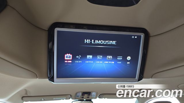 Kia Carnival 9-Seater Hi-Limousine Noblesse Special 2019 — фото 16