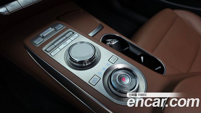 Genesis GV70 2.5T Gasoline 2WD 2021 — фото 9