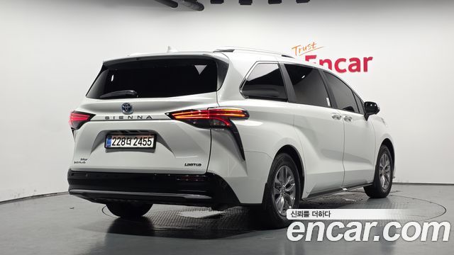 Toyota Sienna (IV) 2.5 Hybrid AWD 2025 — фото 2