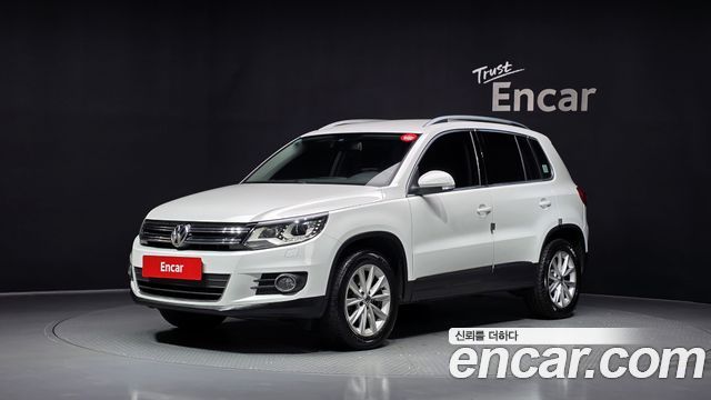 Volkswagen Tiguan 2.0 TDI Comfort 5N 2015 — фото 1
