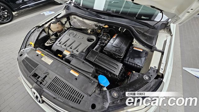 Volkswagen Tiguan 2.0 TDI Comfort 5N 2015 — фото 6