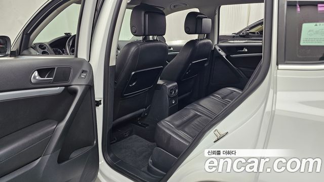 Volkswagen Tiguan 2.0 TDI Comfort 5N 2015 — фото 12