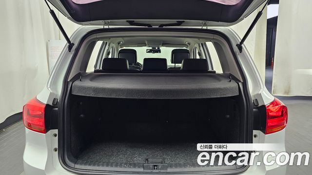 Volkswagen Tiguan 2.0 TDI Comfort 5N 2015 — фото 20