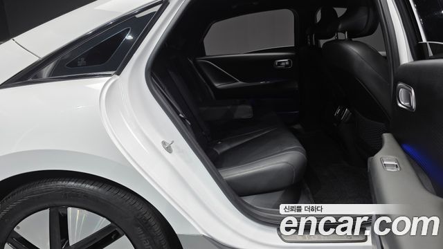 Hyundai Ioniq 6 Long Range Prestige 2025 — фото 12