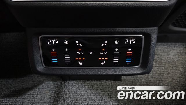 Audi e-tron 50 Quattro 2022 — фото 18