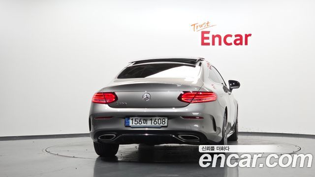 Mercedes-Benz C-Class (W205) C200 Coupe 2020 — фото 4