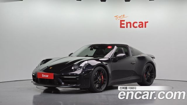 Porsche 911 (992) Targa 4 GTS